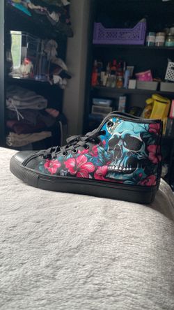 Size 9 women’s shoes