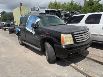 2004 CADILLAC ESCALADE IN FOR PARTS