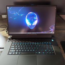 Alienware M17 R5