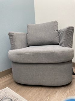 Swivel chair
