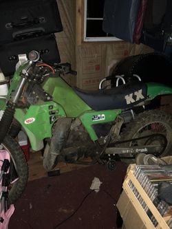 Used kawasaki outlet 250 dirt bike