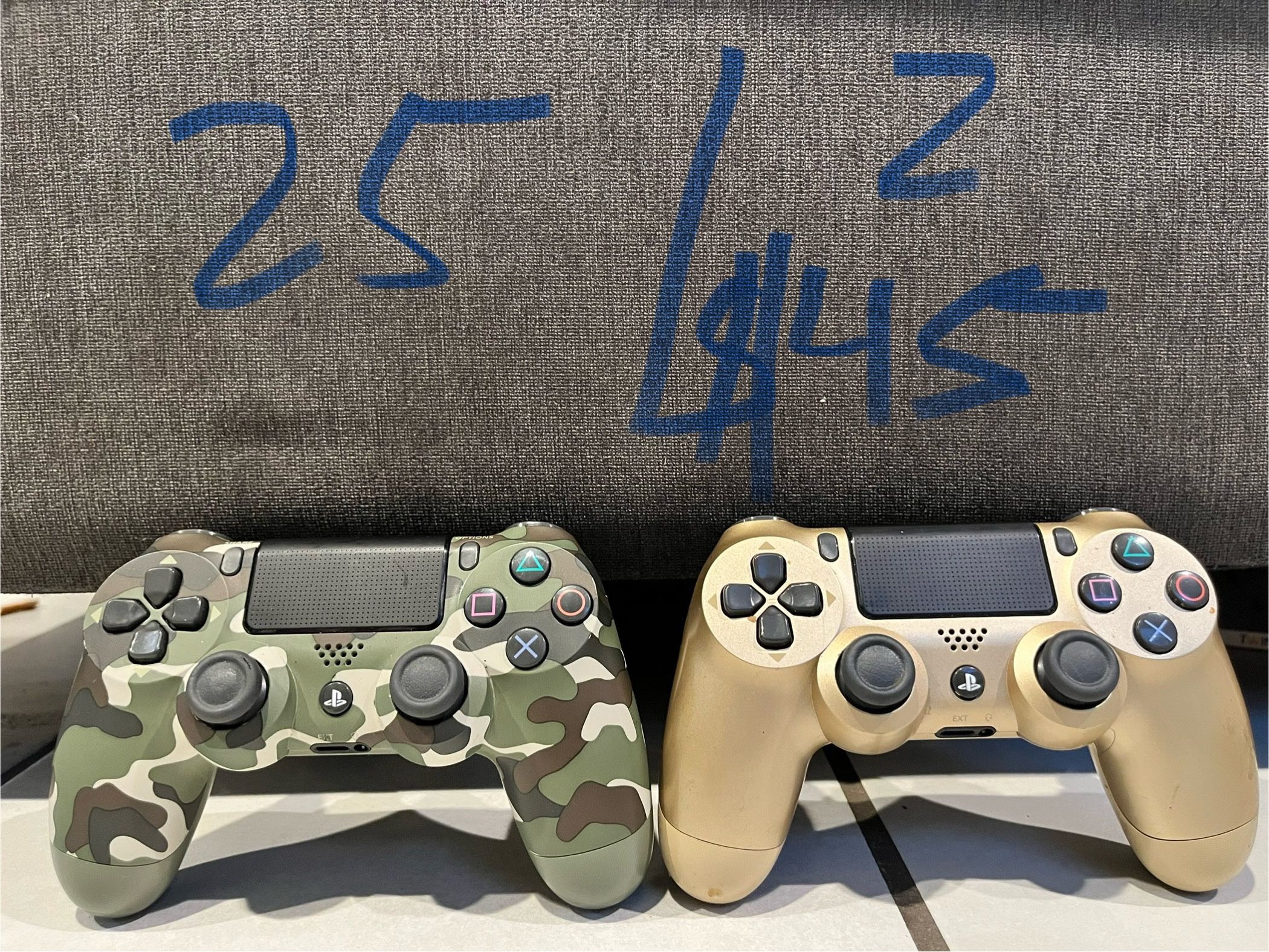 PS4 Controller/controllers