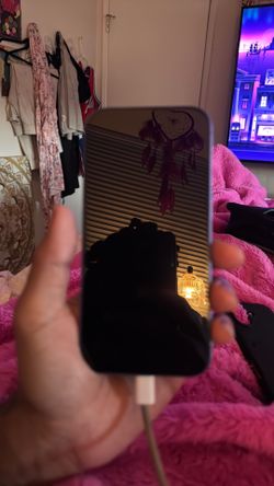 iPhone 15 for sale 300$