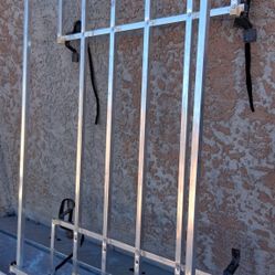 Vintage Aluminum Car Luggage Rack with Trunk & Bag
Classic vintage aluminum car roof/trunk rack