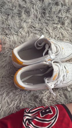 Air Force 1 size 7 youth