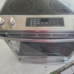 GE Stove