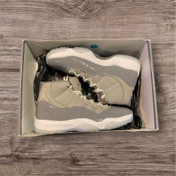 Jordan 11 “Cool Grey”  2021 9.5M