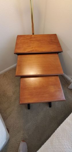 Set of three nesting tables