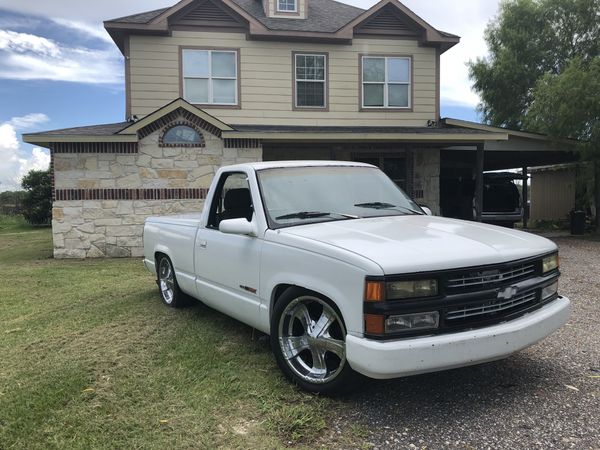 Trade/sell obs v8 c1500 Single cab Chevy for Sale in Manvel, TX - OfferUp
