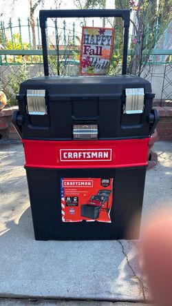 CRAFTSMAN TOOL BOX