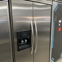 Kitchen Aid 42” Built In Refrigerator In Stainless Steel Used