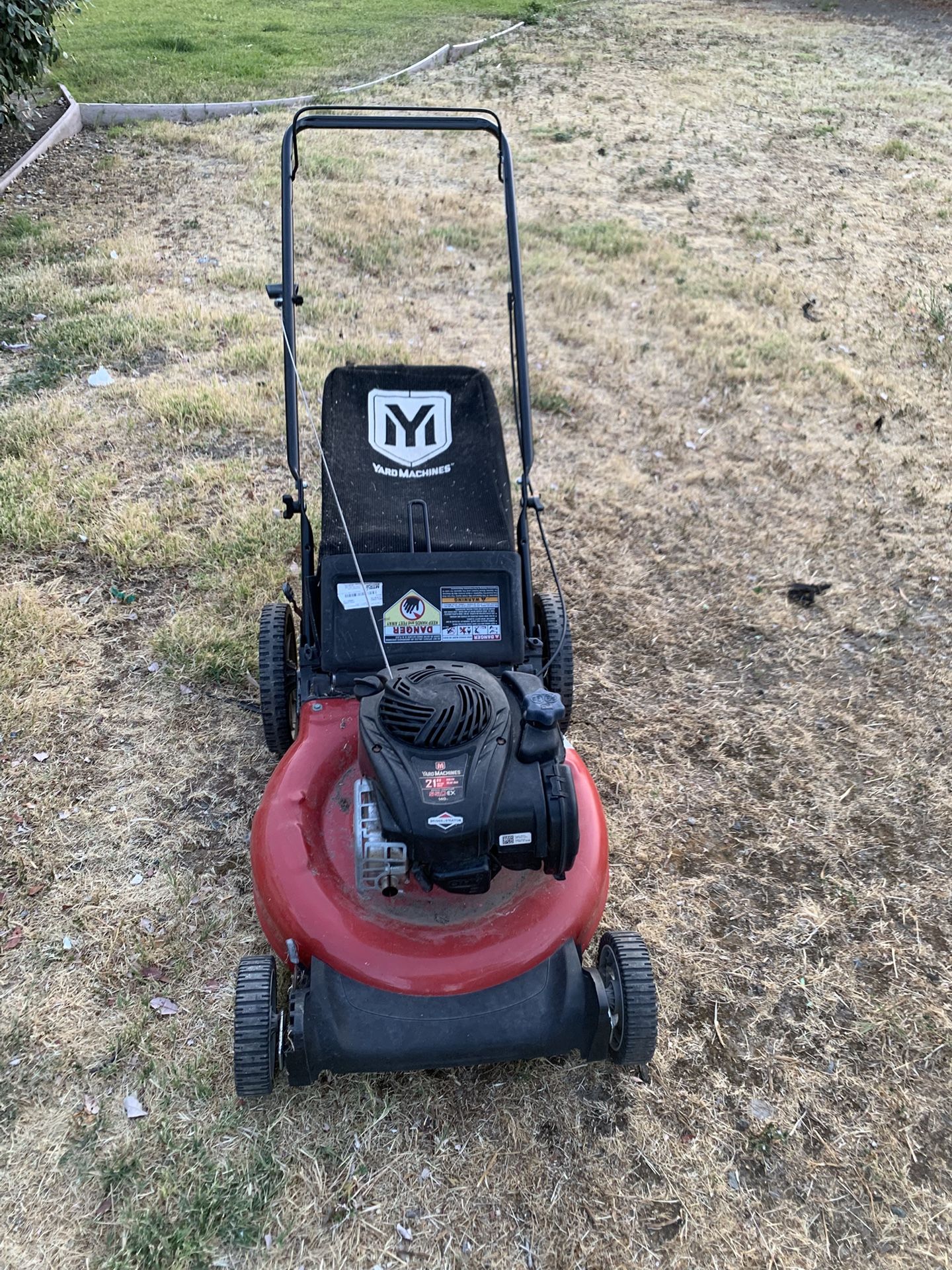 Push Lawn Mower In Good Conditions.