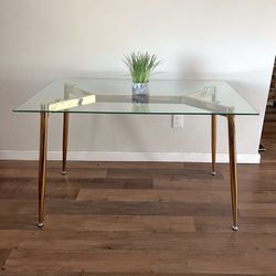 Modern Glass Dining Table 47”