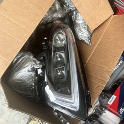 Mint! 2019 2020 2021 Mercedes A Class LED Headlight Right Passenger RH Side OEM