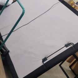 Queen Adjustable Base