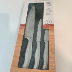Chicago Cutlery Insignia Steel 3-Piece Knife Set With Guided Grip, Stainless Steel Blades and Handles For Home Kitchen and Professional Use