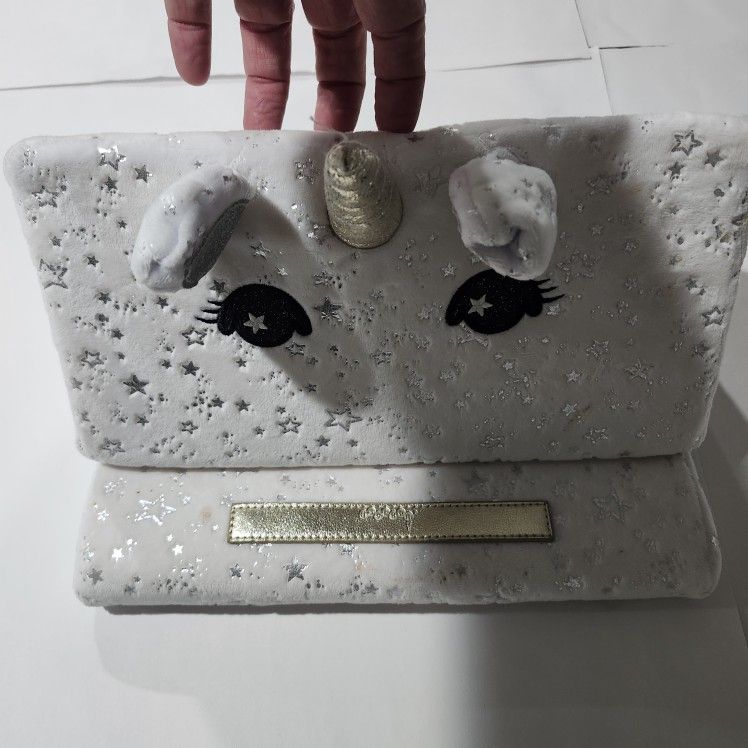 Girls iScream Unicorn White Silver Shiny Star Print Soft Tablet Prop Up