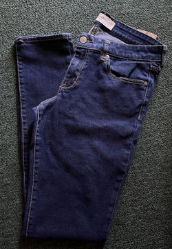 size : W-28 L-31
