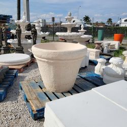 Concrete Large Planter / Cement Backyard Patio Pot Garden Planters