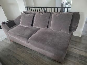 Free Love seat  in Bothell