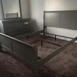 Queen Bed, Dresser, Mirror, 1 Nightstand $499