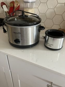 Crock-Pot Slow Cooker + Little Dipper Food Warmer Bundle