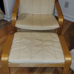 Cream Chair w/Ottoman