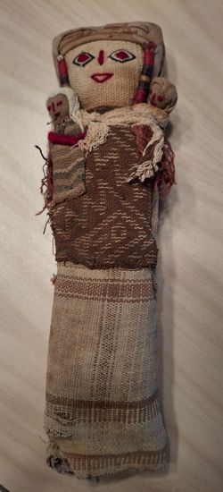 Vintage Peruvian Chancay Folk Art Burial Doll