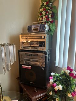Vintage Stereo Stack with Karaoke System and Speaker