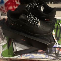 Nike Air Force 1 Low x Supreme