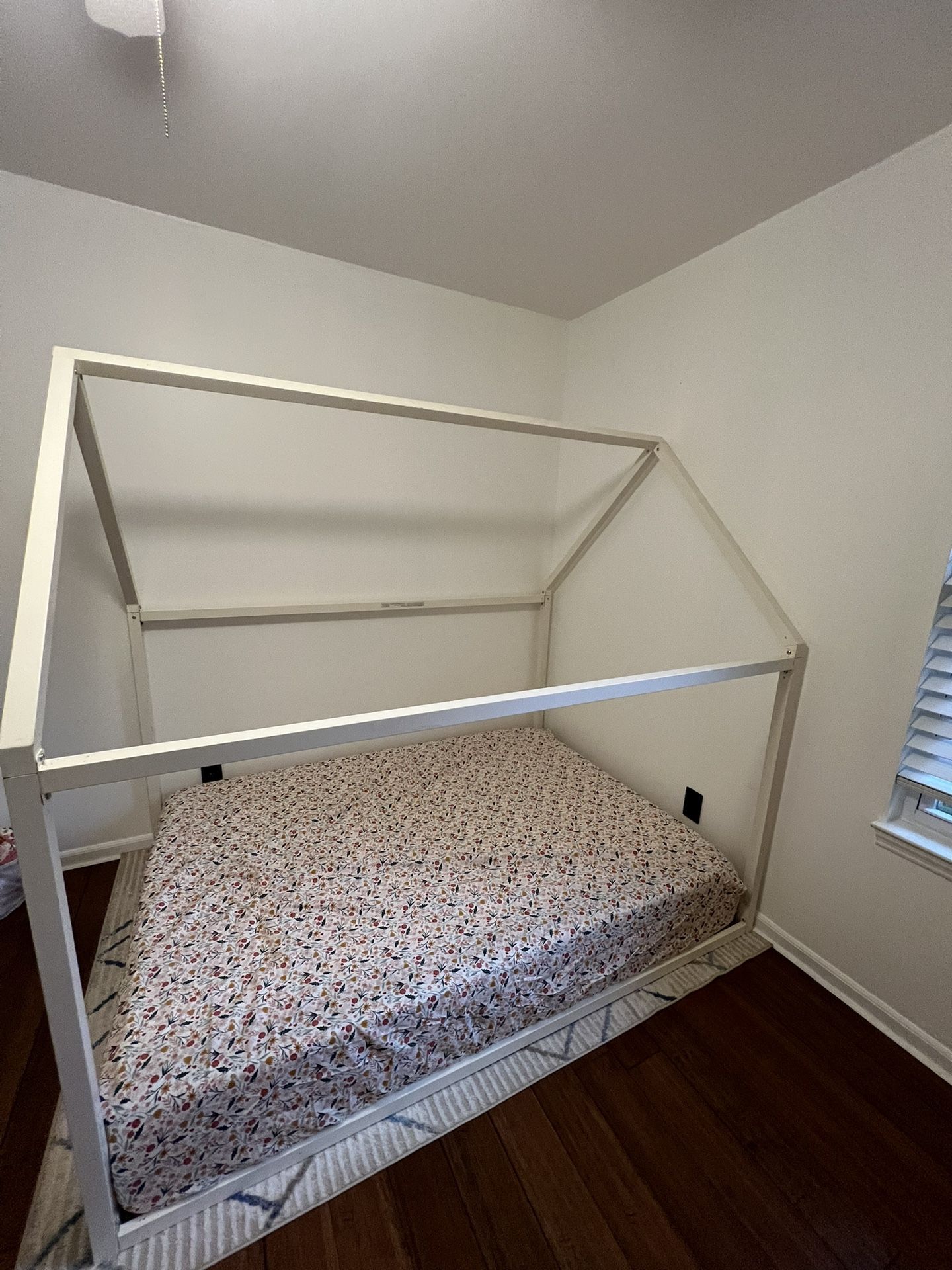 Toddler Montessori Floor Bed