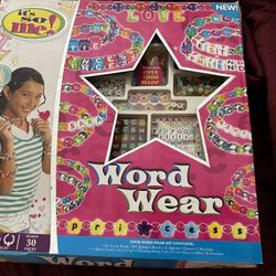 It’s So Me! Word Wear