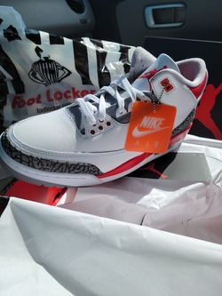 2022 JORDAN Retro 3 FIRE 🔥 RED Size 12