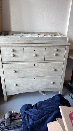 Baby changer and dresser