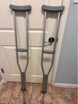 Adult and youth crutches