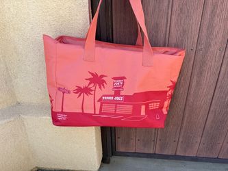 Trader Joe’s cooler tote bag