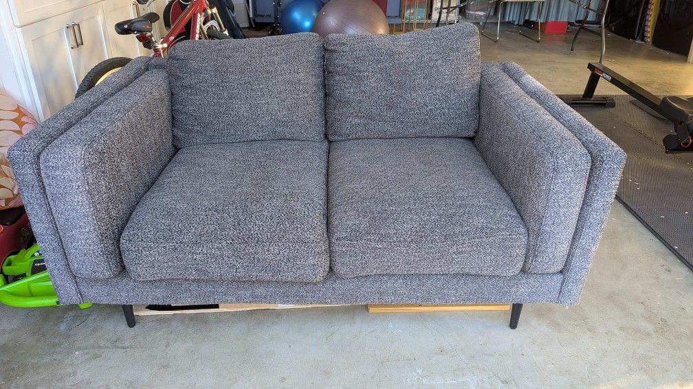 Living spaces Sofa Loveseat