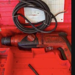 Hilti 850-Watt 120-Volt 1300 RPM SDS Plus Single Speed TE 3-C Rotary Hammer