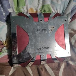 Amplifier 1,050 Watts