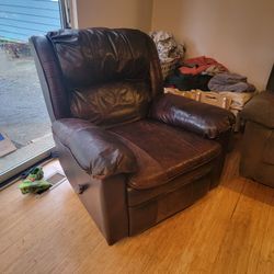 Leather Recliners (2)