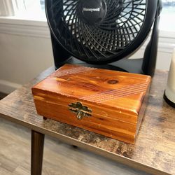 Art Deco Footed Cedar Wood Trinket Box
