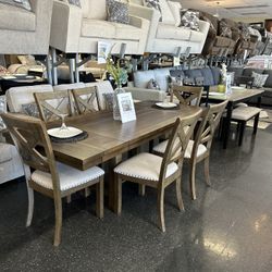 7pcs Dining Set ((table & 6 Chairs))