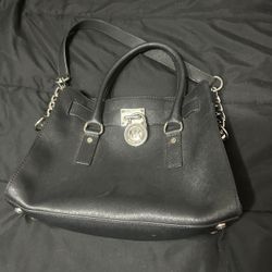 Black And Sliver Michael Kors Purse 