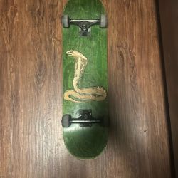 skateboard complete setup with amazing hardware 