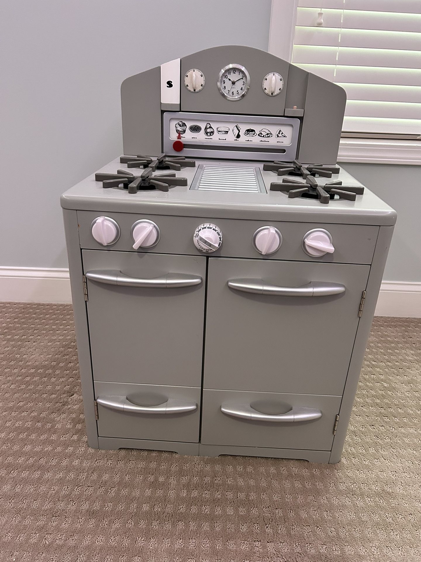 Pottery Barn kids- Retro stove