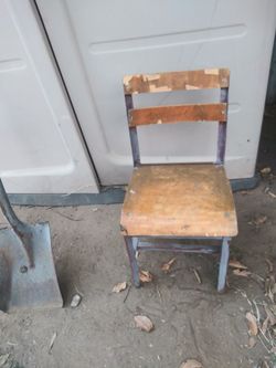 Metal and wood small chair need gone