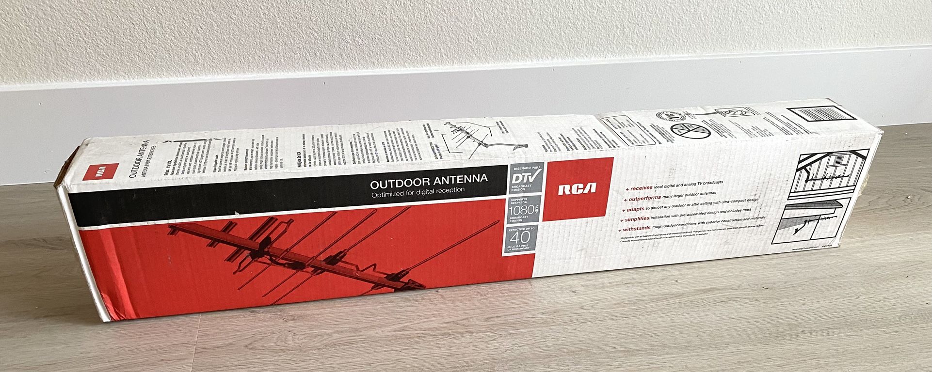 RCA OUTDOOR HDTV DIGITAL TV ANTENNA UHF VHF FM, NEW!!