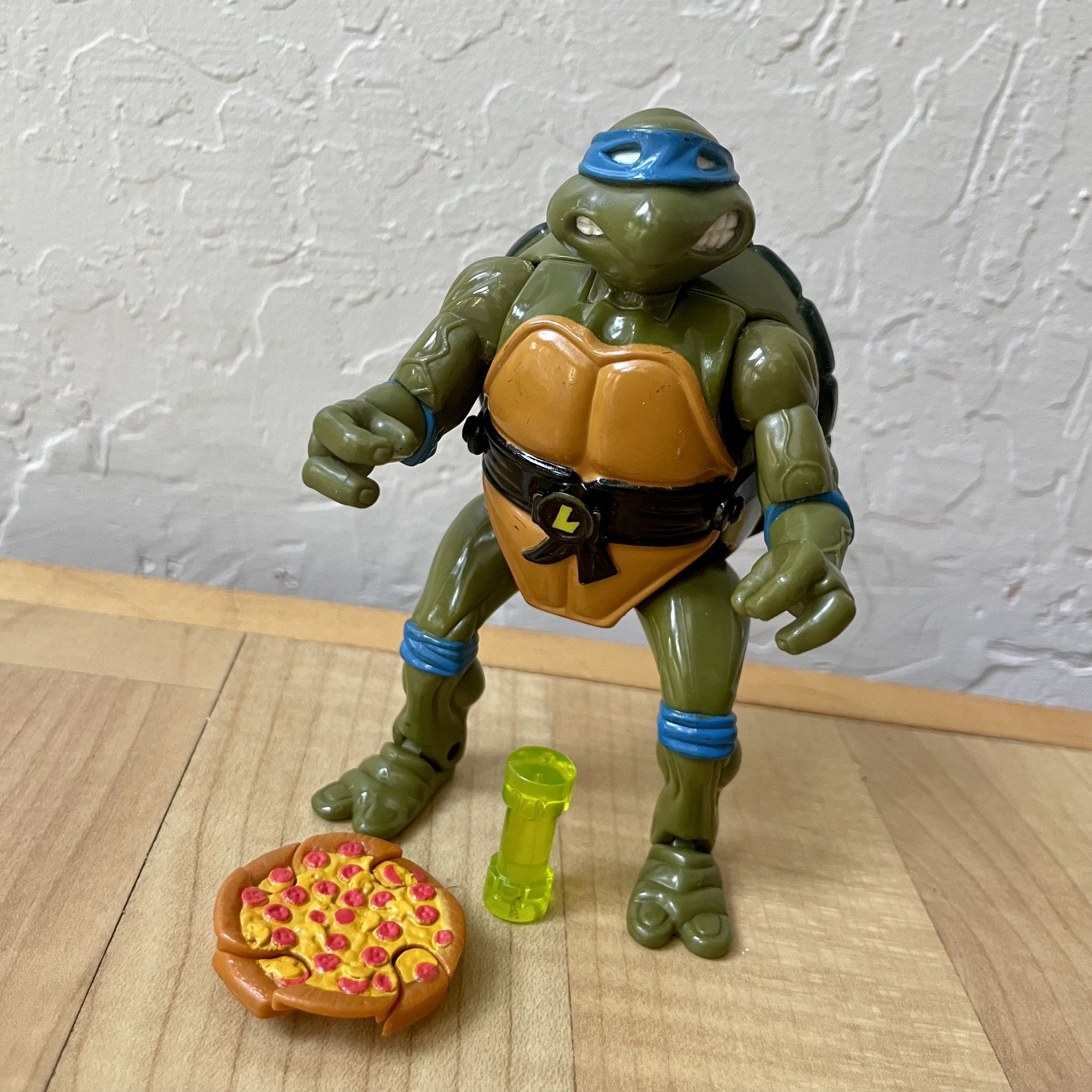 Vintage 1992 TMNT Mutatin' Mutations Transforming Leo Action Figure