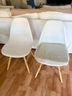 Modern white dining chairs wooden legs