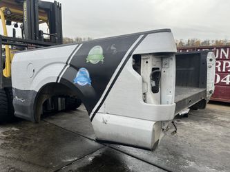 15-20 Ford F150 6’6” Pickup Bed w/o wheel lip molding (Damaged ,No Tailgate, No Taillights)